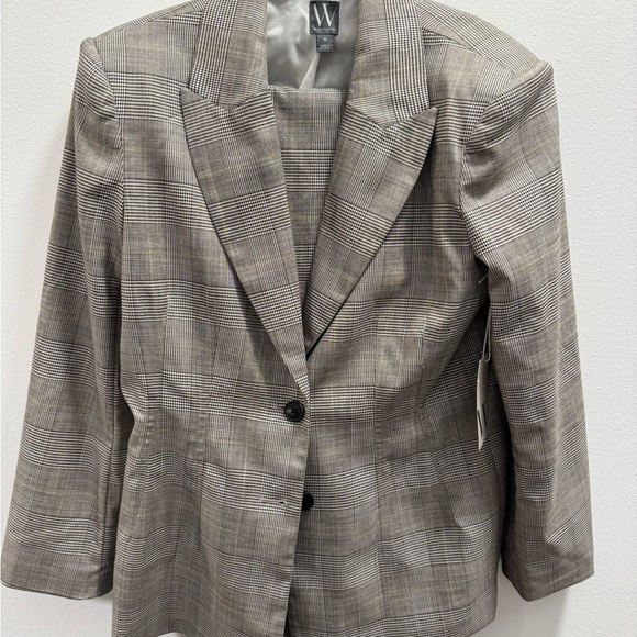 Worthington Pants - Worthington Plaid Blazer and Pants set in Gray and Brown Tones